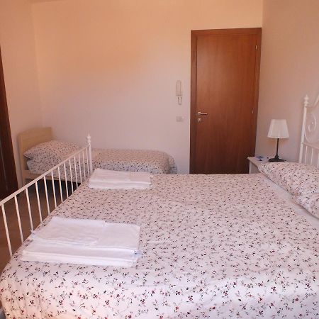 Il Torrione Bed and Breakfast Iesi Exterior foto